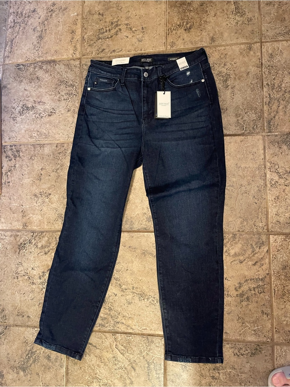 Judy Blue Dark Wash Boyfriend Jeans size 13/31 brand new w tags!